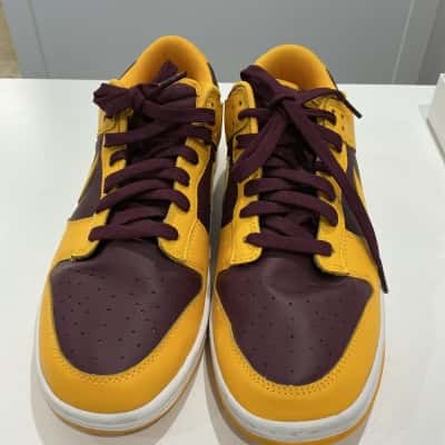Nike Mens  Size 11 Sneakers Maroon / White / Yellow 