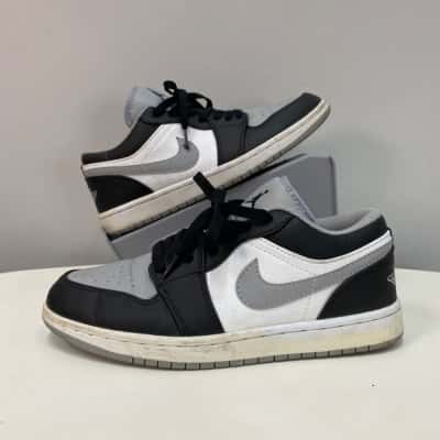 Air Jordan / Nike Mens  Size 6.5 Sneakers / Trainers Black  / Grey / White 