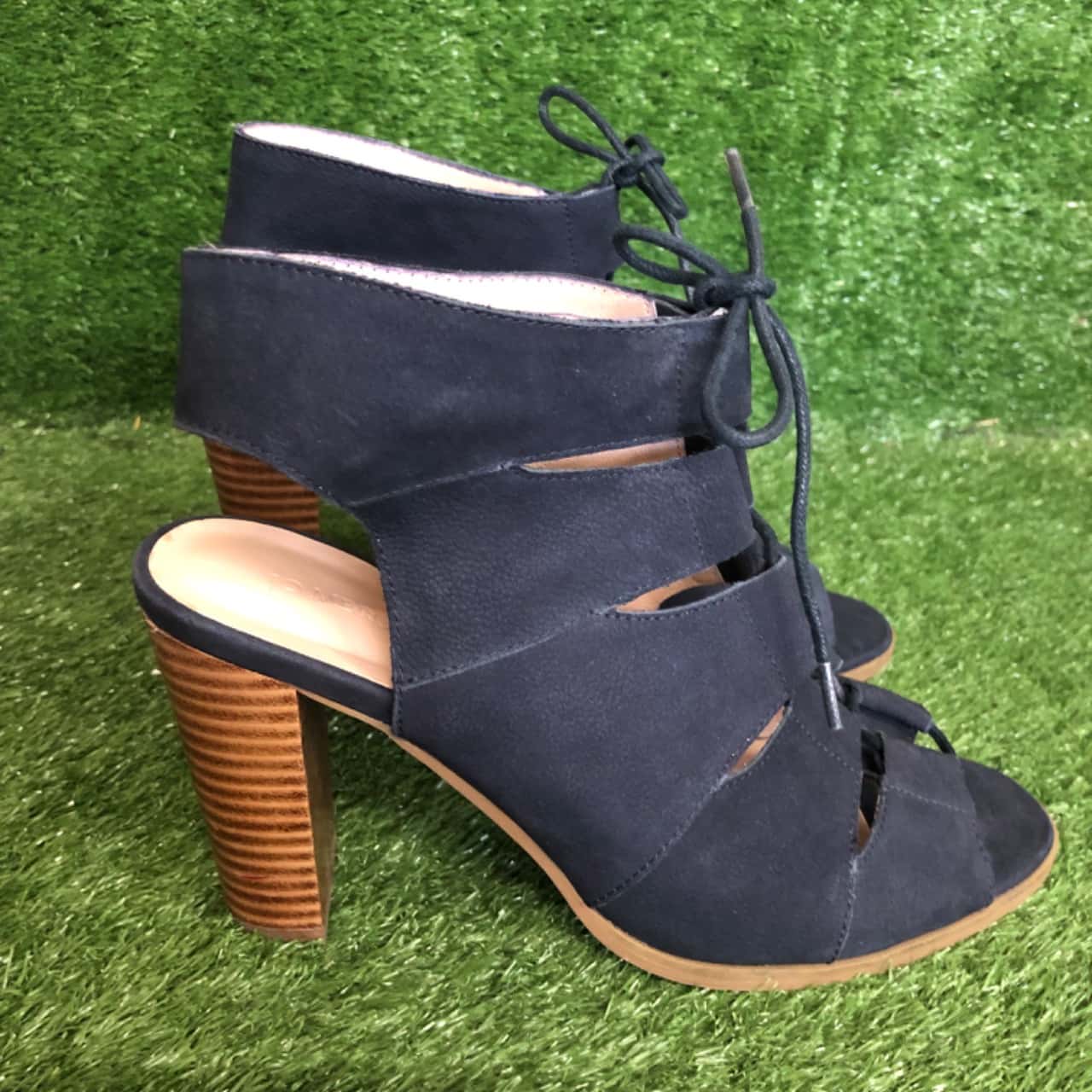 Jo Mercer Grappa Navy Heels Size 9.5 (s)
