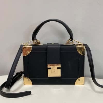 Colette Hayman  Womens Mini Handbag / Shoulder Bag Black  / Gold 