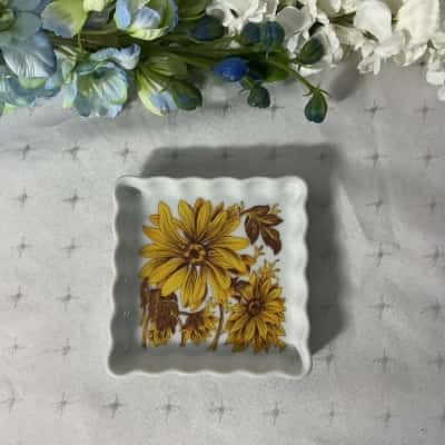 Westminster Australia Yellow Sunflower Pattern Small Square Fine China Trinket Dish