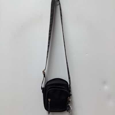 Seed Womens Shoulder Bag Black  