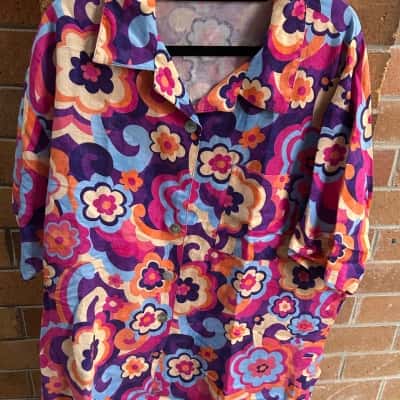  Womens  Kalani Kinis Size M Floral Top 