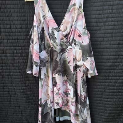 Wayne Cooper Womens  Size 12 Floral 
