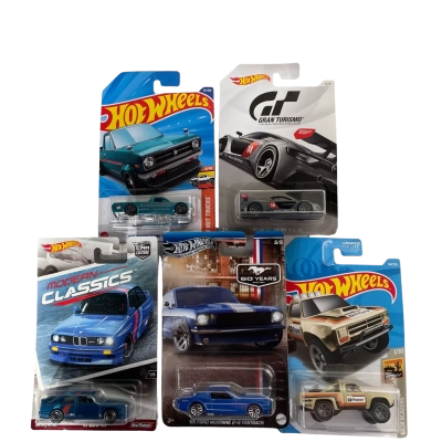 Hot Wheels Cars New in Packaging x10