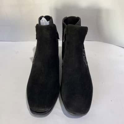 Are Geraldine Ankle Boot -  Size 5.5 - Black  