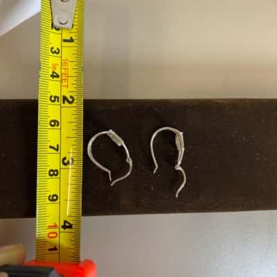  Womens Earrings Silver with clear stone