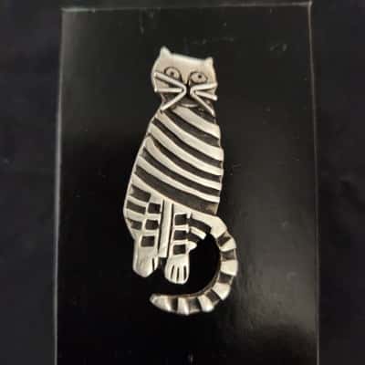  Womens Brooch Silver 