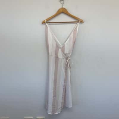 Madison Square White Light Pink Sleeveless Wrap Mini Dress Size M 