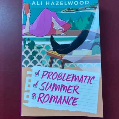 Problematic summer Romance, Ali Hazelwood 