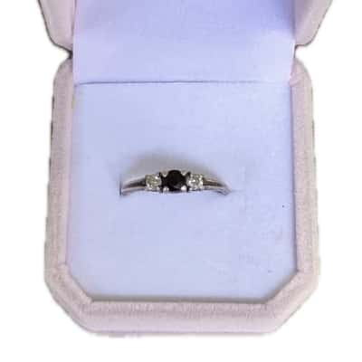 Womens Ring Black Stone  / Sterling Silver 