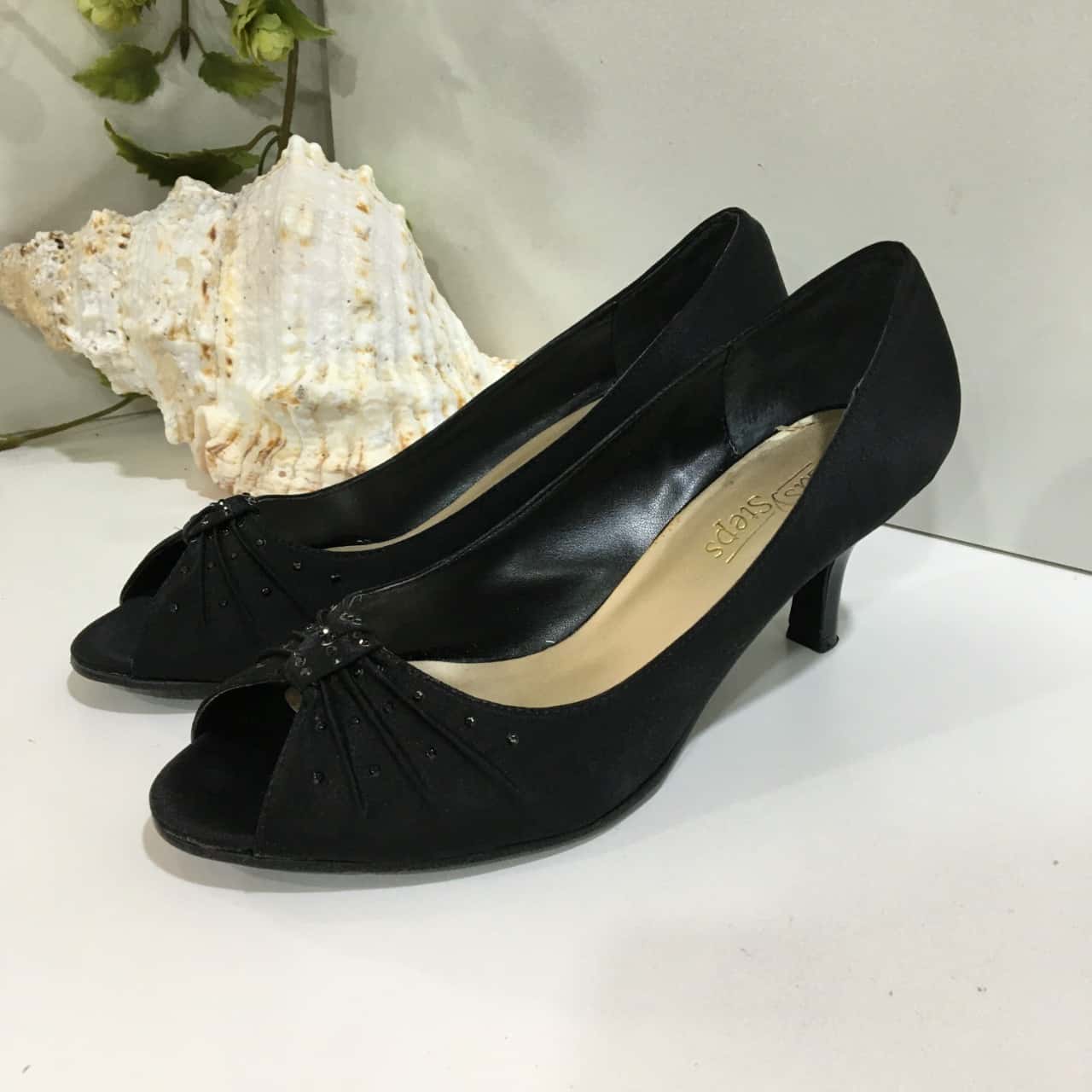 women's open toe shoes