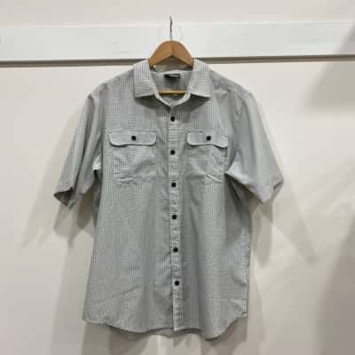 Kathmandu Mens  Size XL Short Sleeve Shirt Checked / Grey / White 