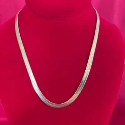 Lovisa Women's Gold Tone Herringbone Chain Necklace 