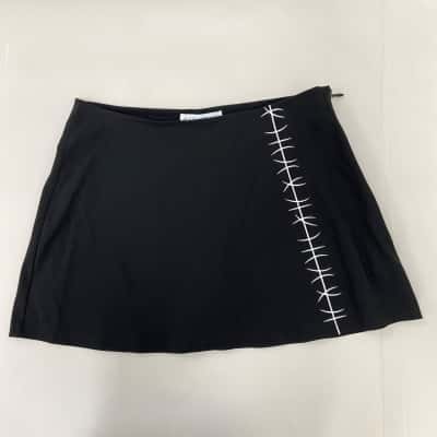 Black Friday - Womens Skort - Size 14 - Black  