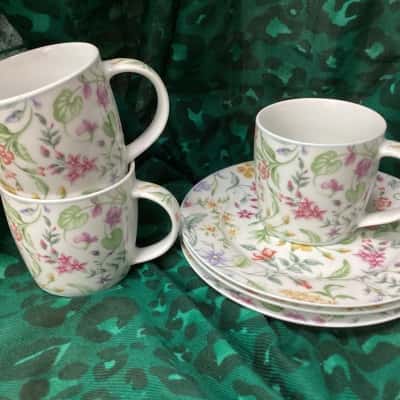 Churchill Spring Floral Mugs and Plates (3)