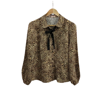 Review Womens  Size 10 Leopard Print Blouse 