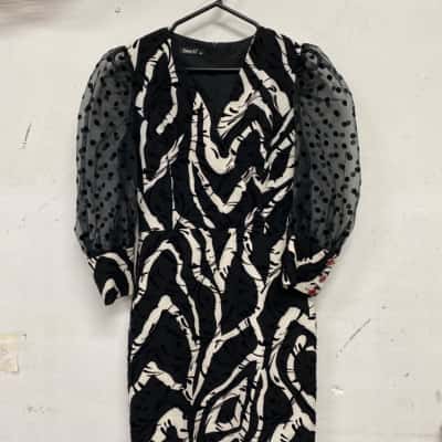  Womens  Size 36 Formal Dress Animal print / Black  