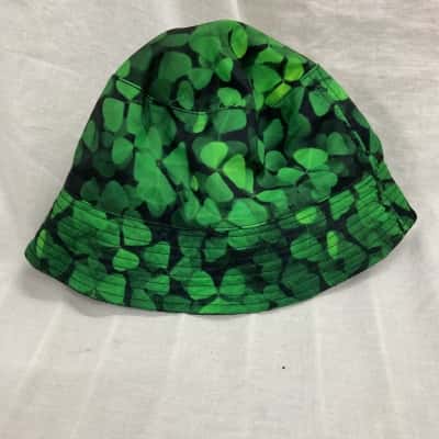  Unisex Reverseable Bucket Hat Size Large