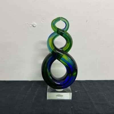 Māori Glass Double Twist Trophy Ornament 