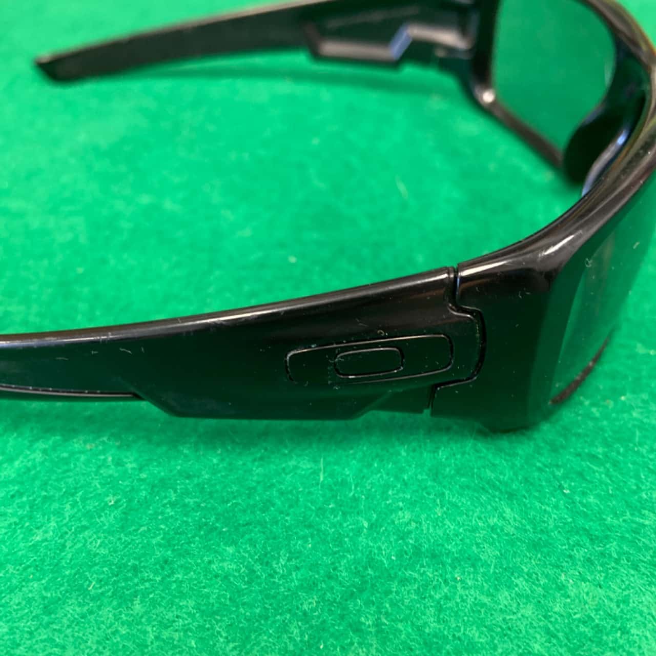 Mens Oakley Crankshaft Iridium Polarized Safety Glasses RRP 268.00 AUD(s)