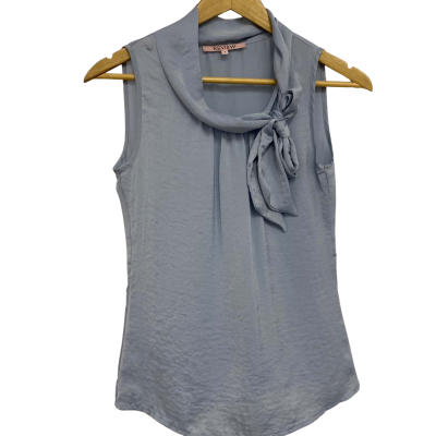 Review Womens  Size 6 Blue Top