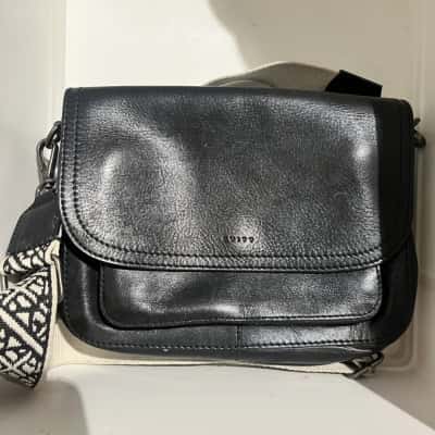  Evity Women's Handbag - Black  