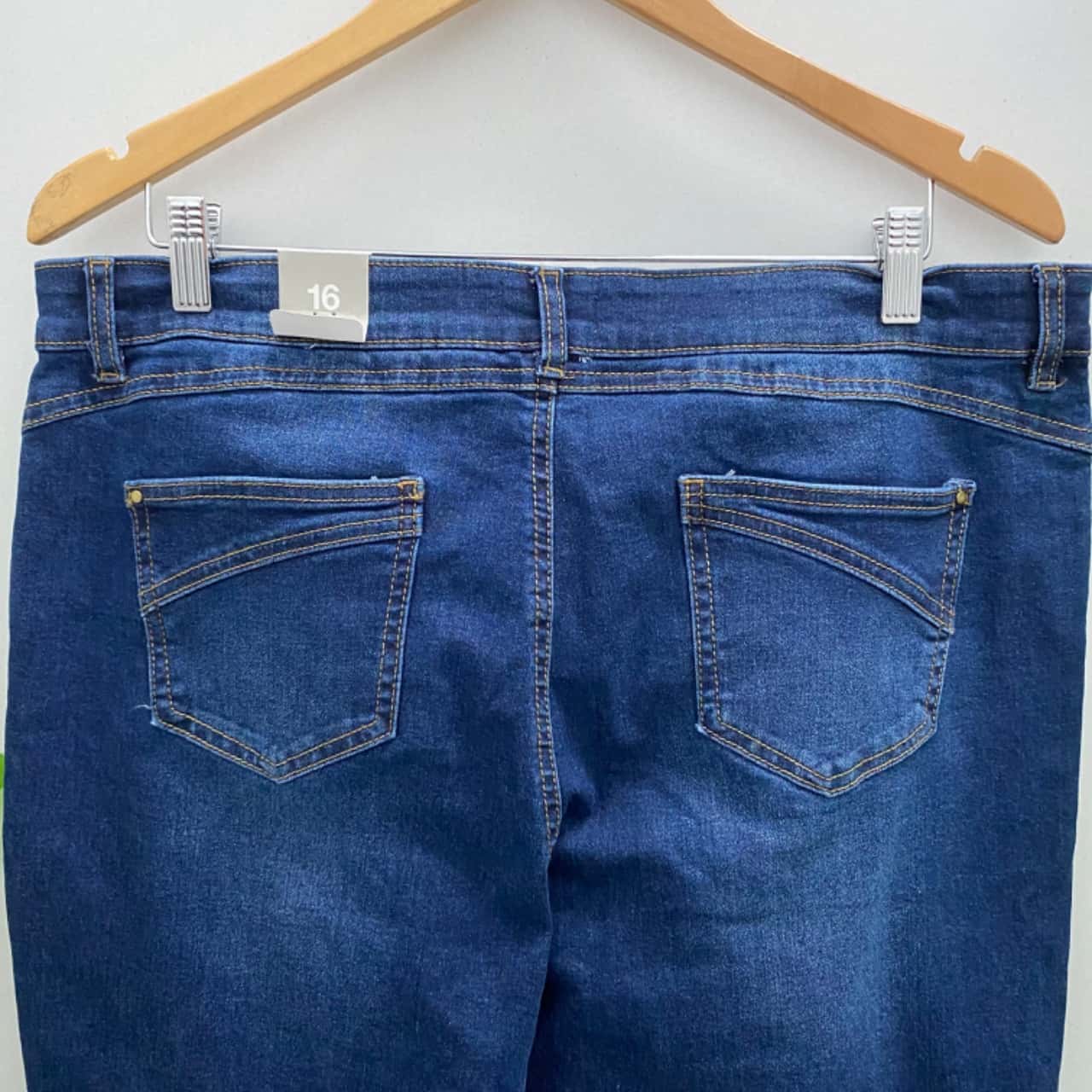 Womens ROCKMANS Ankle Length Blue Jeans Brand New(s)
