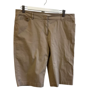 “Sportscraft” Womens  shorts -Size 12 -Olive -beige