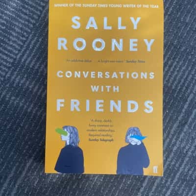 Conversations with friends, Sally Rooney 