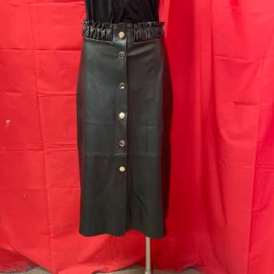 Zara Womens  Size M Black Skirt