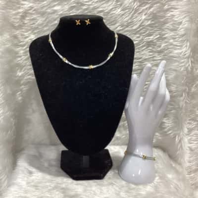Avon Fashion Women's Vintage Jewellery Set in Gold & Silver Tone