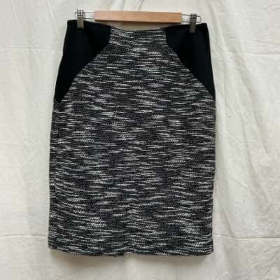 Cue City Womens Size 12 Black Skirt