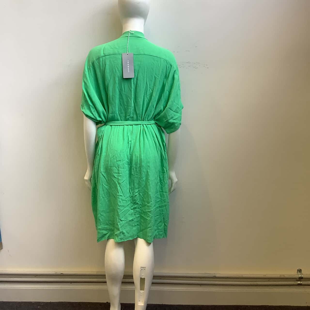 green emerald velvet dress Green & white print Trenery Dress, 18 – Reinvent Boutique Lincoln main image 0