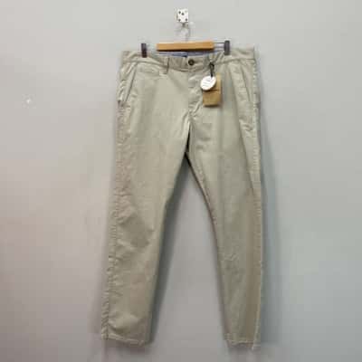 Country Road Mens  Size 36 Stretch Chinos Natural 
