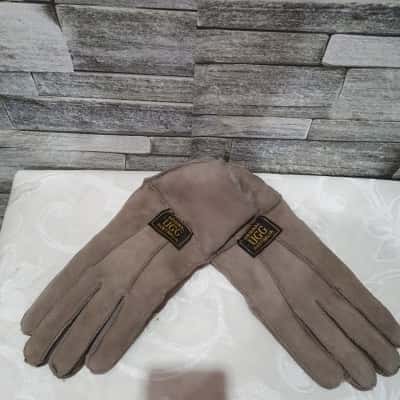 Original UGG Australia Mens Gloves Brown Small