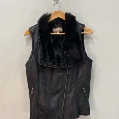 Banana Republic Womens  Size S Black  Faux Fur