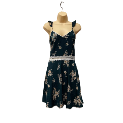 Two Sisters The Label Size 10 Floral Dress Green 