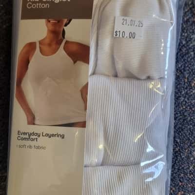  Womens  Size 10 White 
