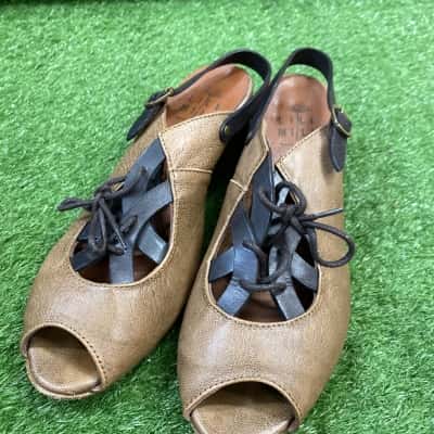 Lili Mili Brown Lace Up Heels
