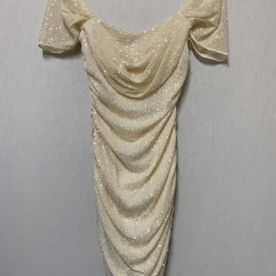  Womens  Size 8 Cream Dress