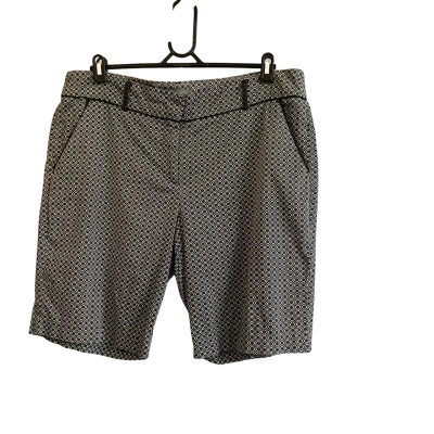 “Jacqui-E” Womens Shirts -Size 16 -Pattern 