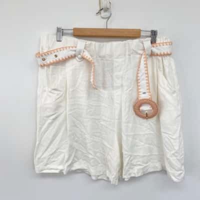 Billy J White Taijo Shorts  Size XXXL 