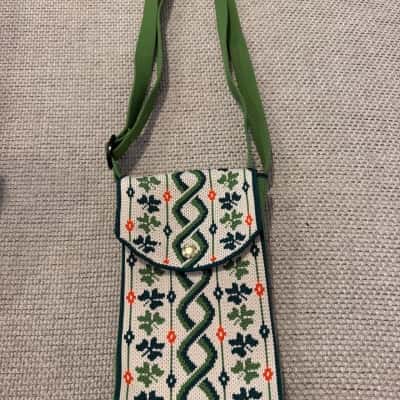 Vintage Ireland small  Woven Tapestry Crossbody Shoulder Bag Green Floral