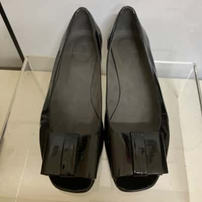 Stuart Weitzman Womens  Size 8.5 Black  