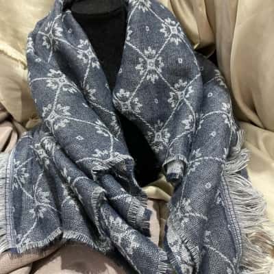  Womens  Size One Size Lana Wool Scarf Grey / Pattern 