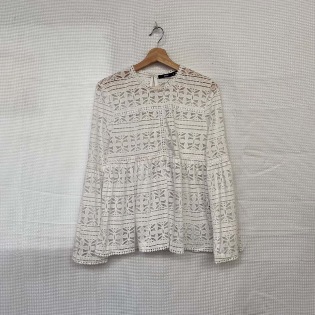 S/S Lace Top main image 1