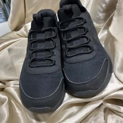 Skechers Slip on Kids  Size 3 Shoes Black  