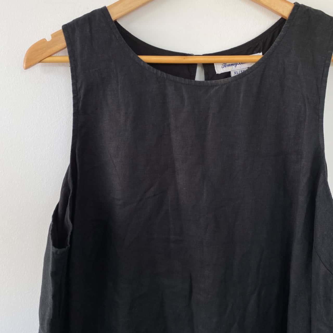 Tommy Bahama Black Sleeveless Linen Maxi Dress Size 14 / XL (s) - Used As  New | Salvos Stores