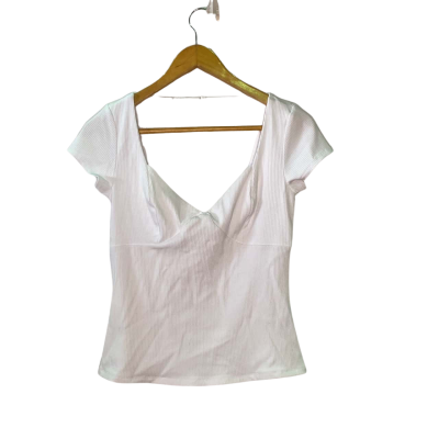 Guess Womens  Size M Short Sleeve Top White 